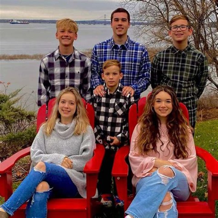 Family, Parents, Siblings, Boyfriend, And Personal Life